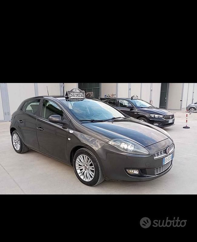Usata Fiat Bravo Emotion 105 CV (77 kW) 2009 Marrone Utilitaria