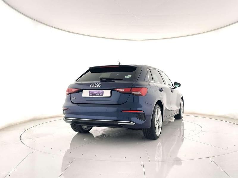 Usata Audi A3 Advanced 150 CV (110 kW) 2022 Blu metallizzato Berlina