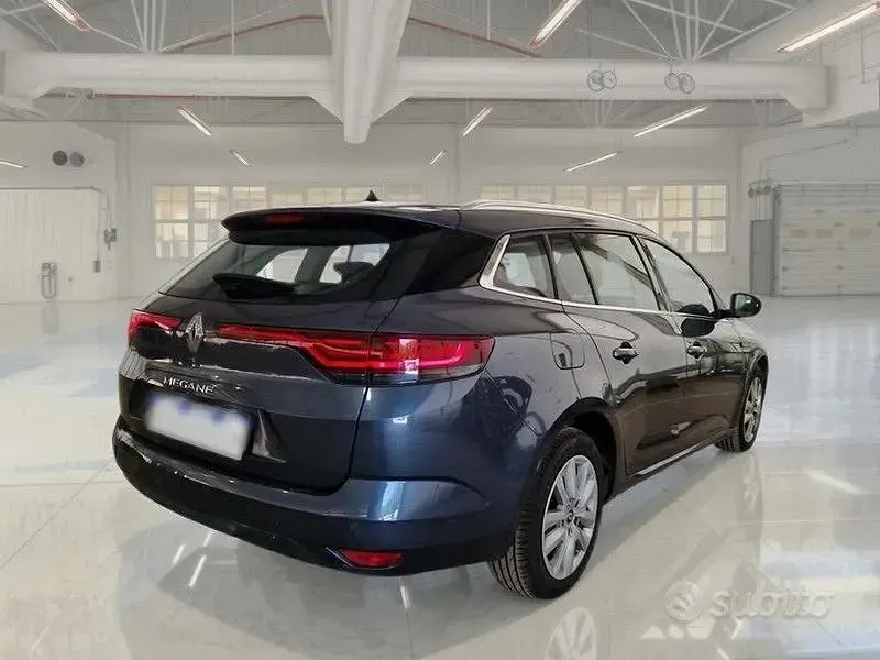 Usata Renault Mégane GrandTour Business 115 CV (84 kW) 2022 Grigio Station wagon