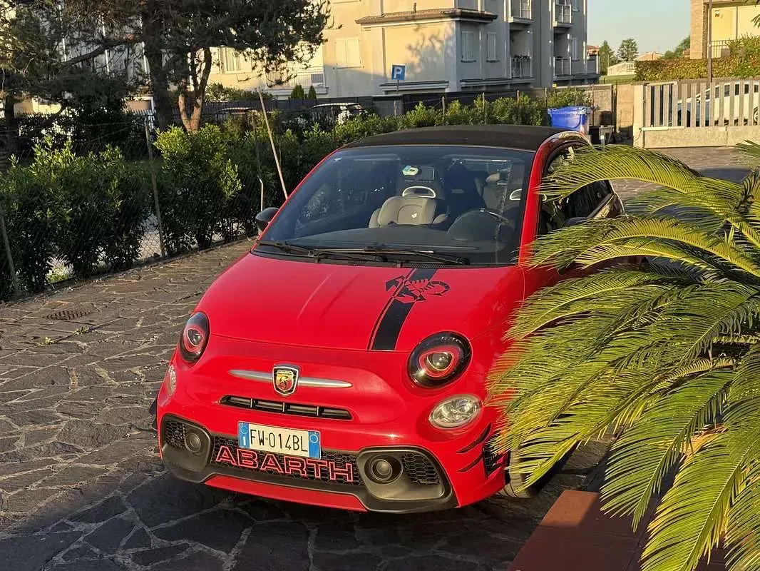 Begagnad Abarth 595C 145 HK (106 kW) 2019 Cab