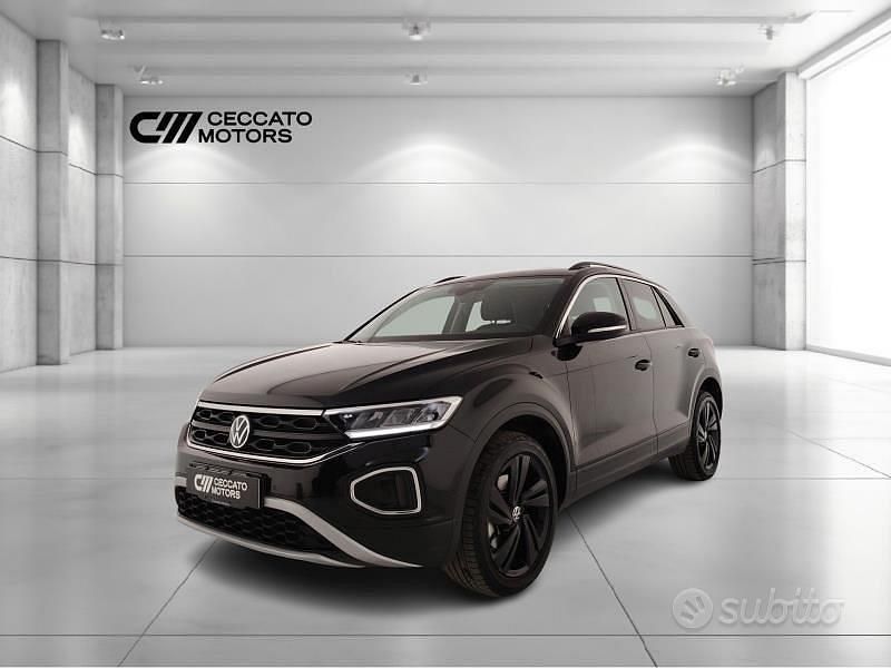 Usata VW T-Roc Style 150 CV (110 kW) 2024 Nero SUV