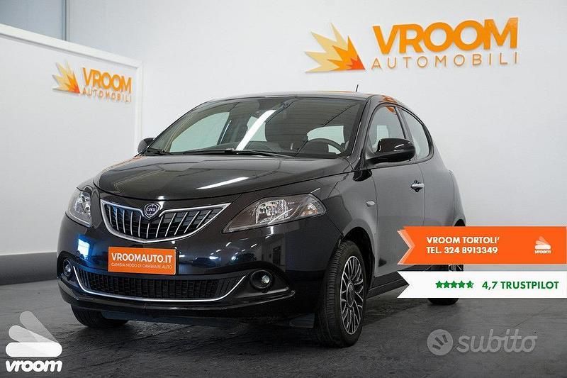 Usata Lancia Ypsilon S 69 CV (50 kW) 2024 Nero Utilitaria