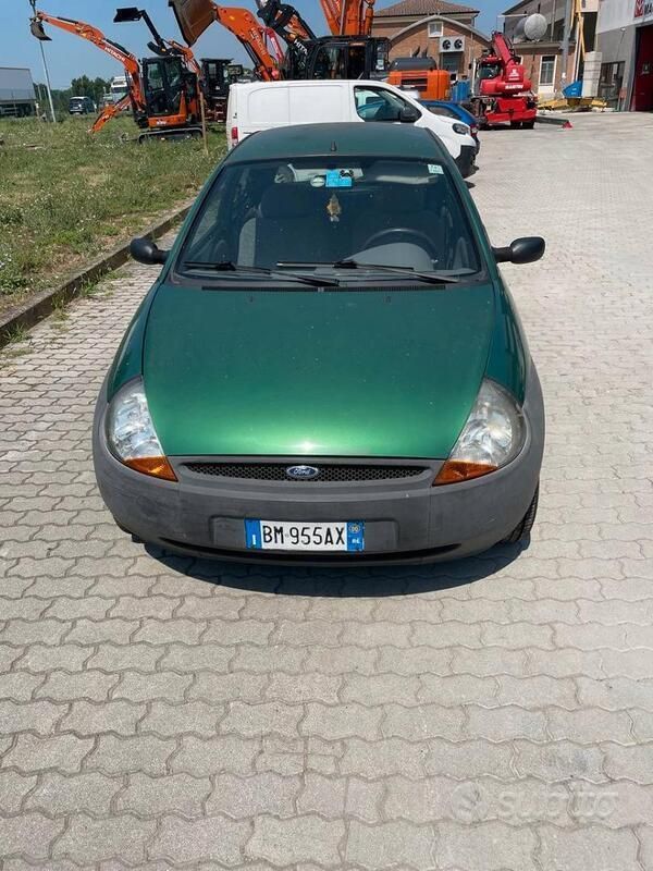 Verde Usata 2000 Ford Ka Due volumi | 1200 € (Buon prezzo) - Immagine 1/4
