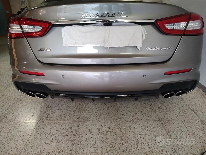 Usata Maserati Quattroporte 430 CV (316 kW) 2020 Grigio Berlina