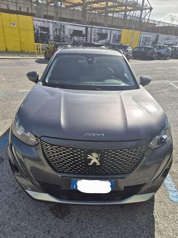 Usata Peugeot 2008 Allure 110 CV (80 kW) 2021 Grigio SUV