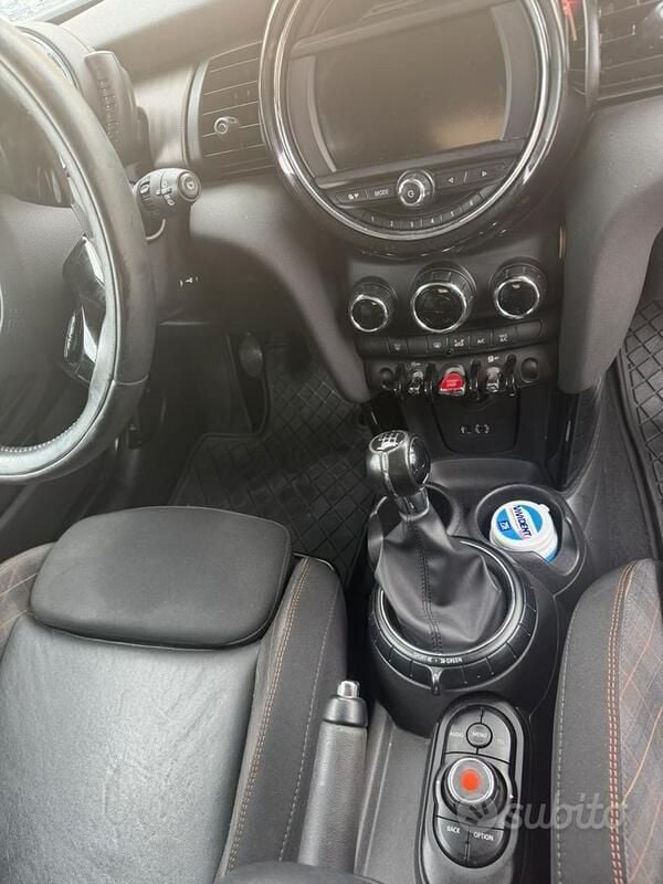 Usata Mini Cooper D Seven 2016 Utilitaria