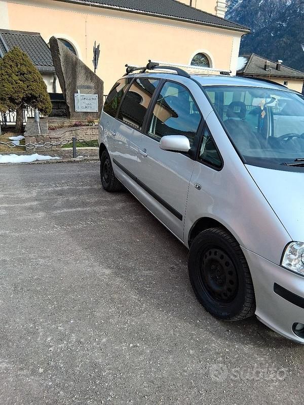 Usata Seat Alhambra 130 CV (95 kW) 2005 Grigio Monovolume