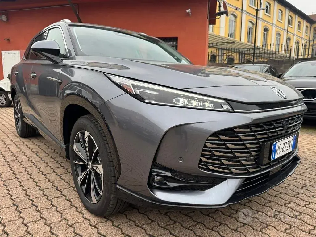 Nuova MG HS Luxury 143 CV (105 kW) 2026 Grigio SUV