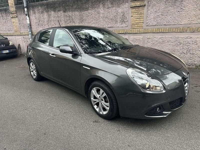 Usata Alfa Romeo Giulietta Distinctive 105 CV (77 kW) 2010 Utilitaria