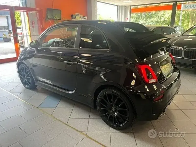 Usata Abarth 595C 165 CV (121 kW) 2021 Nero Cabrio