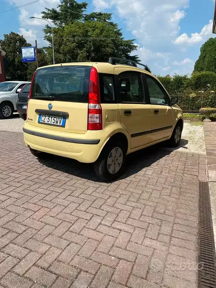 Usata Fiat Panda 60 CV (44 kW) 2006 Giallo Utilitaria