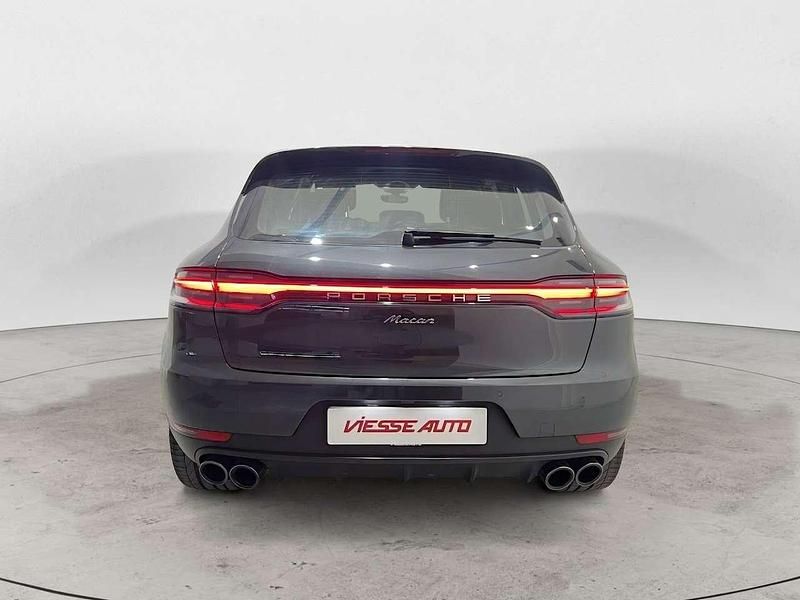 Usata Porsche Macan 252 CV (185 kW) 2018 Grigio SUV