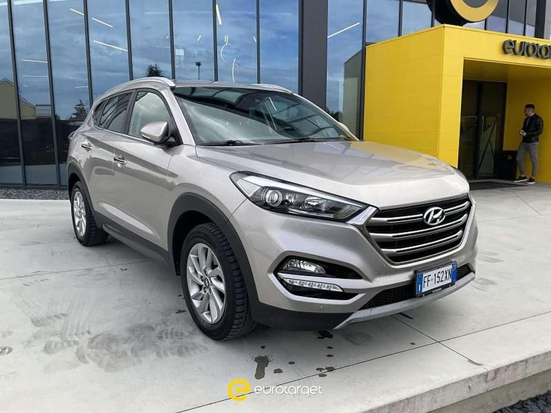 Bronzo Usata 2016 Hyundai Tucson Xpossible SUV | 10.500 € (Ottimo prezzo) - Immagine 1/4