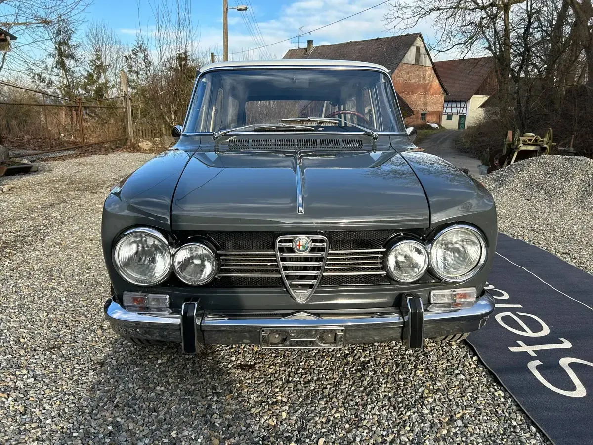 Usata Alfa Romeo Giardinetta Ti 89 CV (65 kW) 1971 Grigio Station wagon