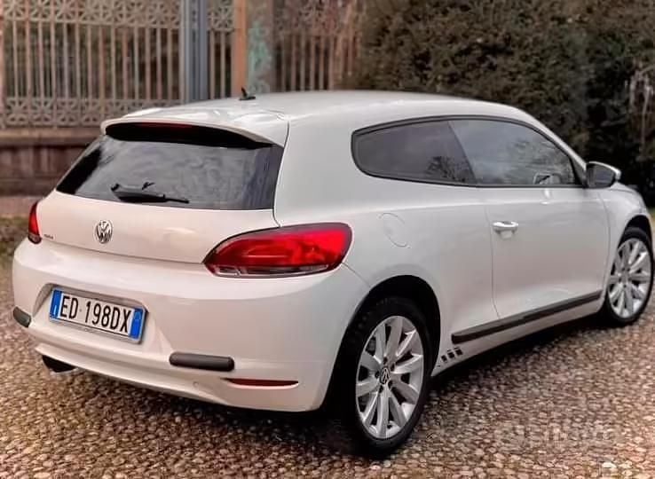 Usata VW Scirocco 2009 Bianco Coupé