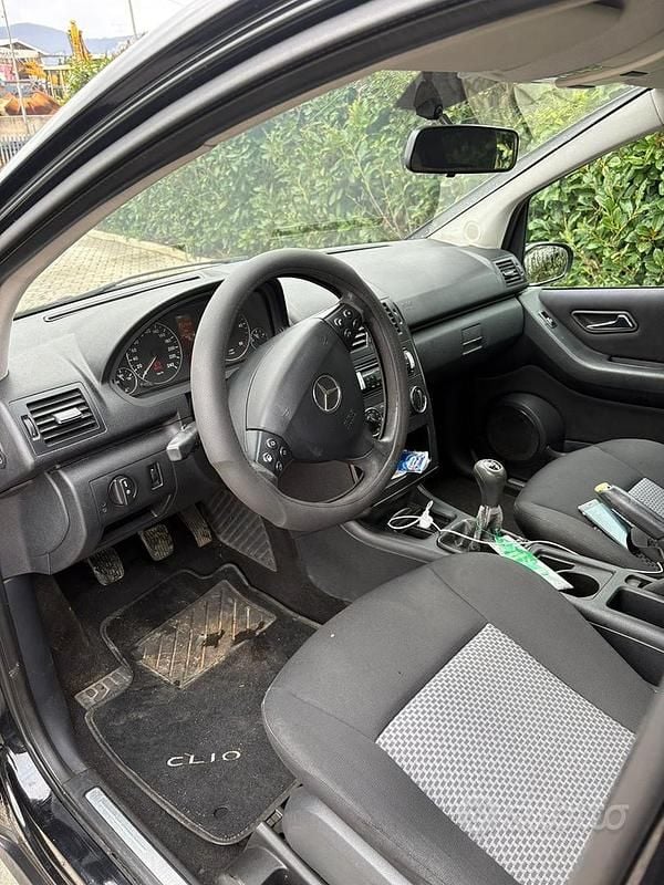 Usata Mercedes A180 109 CV (80 kW) 2004 Nero Berlina