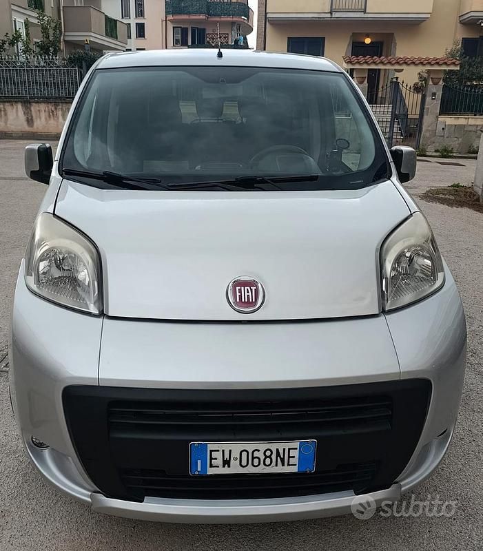 Usata Fiat Qubo Trekking 75 CV (55 kW) 2014 Grigio Monovolume