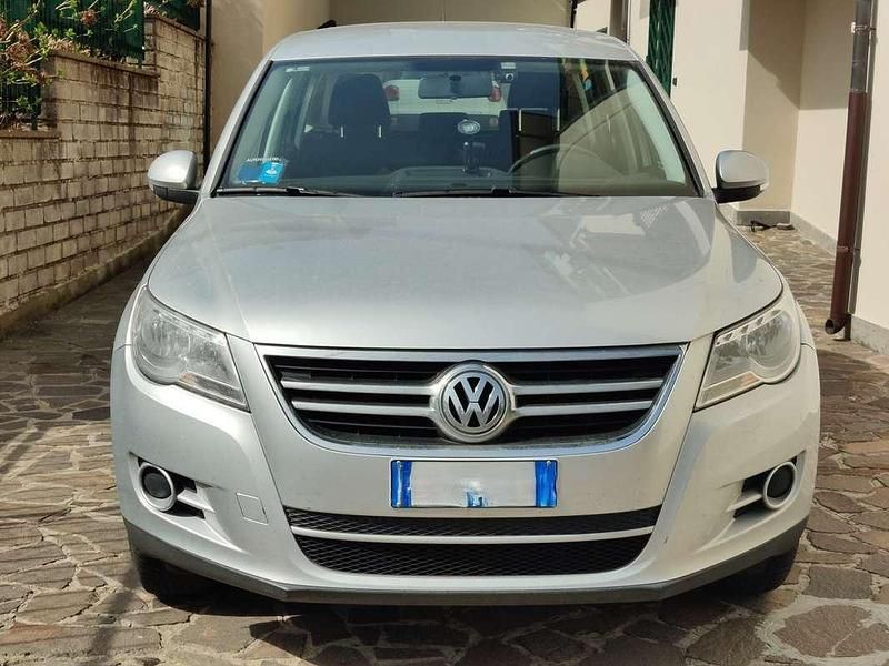 Usata VW Tiguan 140 CV (102 kW) 2011 Argento SUV