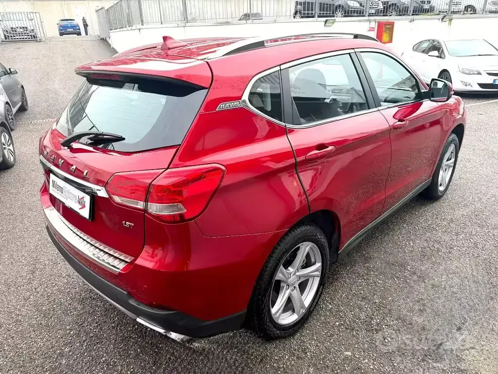 Usata Haval H2 144 CV (105 kW) 2022 Rosso SUV