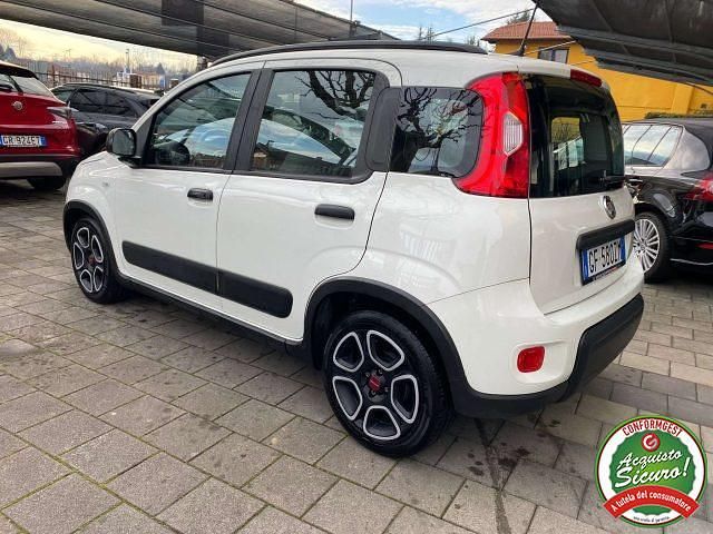 Usata Fiat Panda City Life 70 CV (51 kW) 2021 Bianco Utilitaria