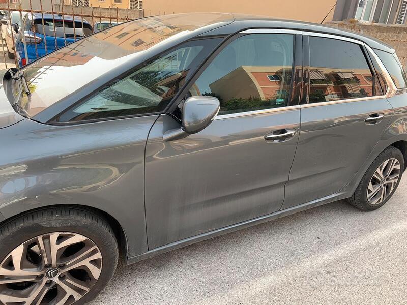 Usato 2015 Citroën C4 Picasso Diesel 110 CV (9.500 €)