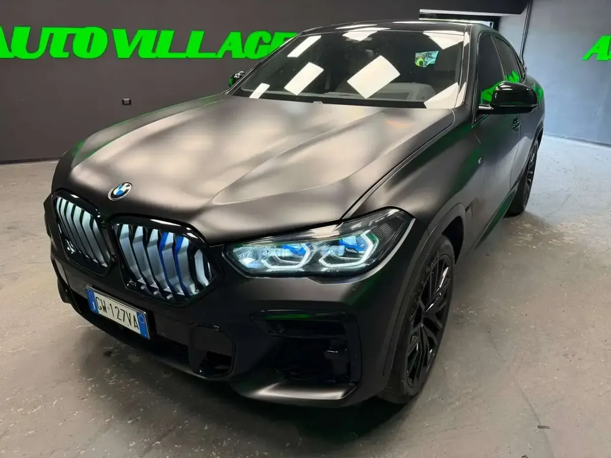 Usata BMW X6 M 530 CV (389 kW) 2022 Nero SUV