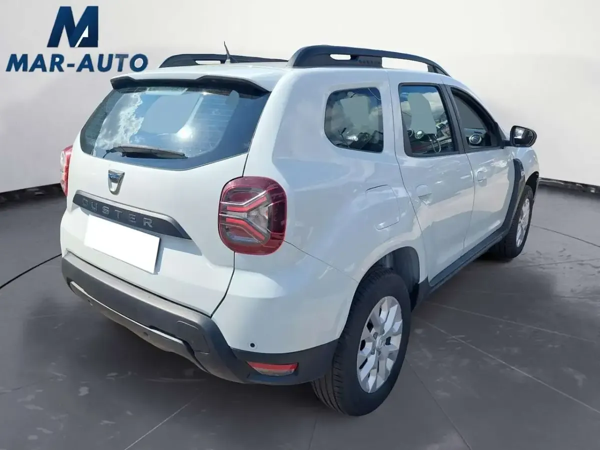 Usata Dacia Duster Comfort 114 CV (83 kW) 2022 Bianco SUV