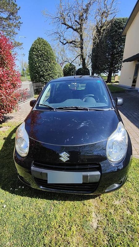 Usata Suzuki Alto 68 CV (50 kW) 2010 Nero Utilitaria