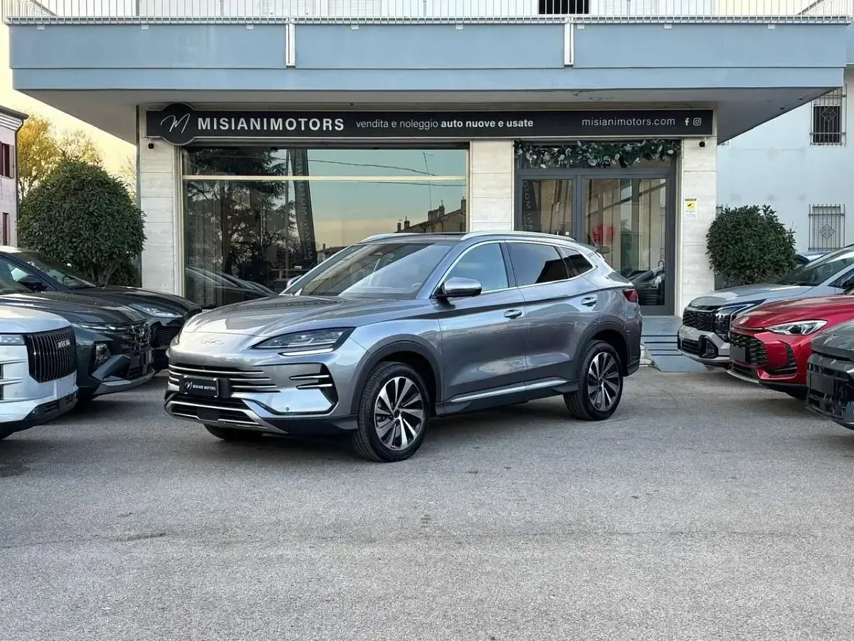 Nuova BYD Seal U Boost 218 CV (160 kW) 2026 Grigio SUV