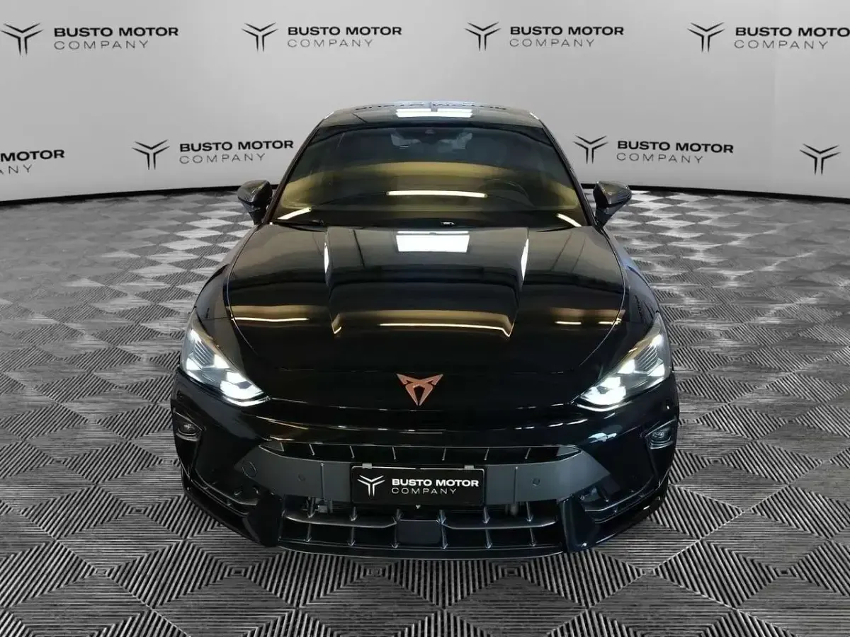 Usata Cupra Leon 150 CV (110 kW) 2025 Nero / metallizzato Berlina