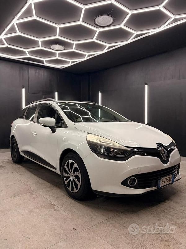 Usata Renault Clio GrandTour 75 CV (55 kW) 2015 Bianco Station wagon