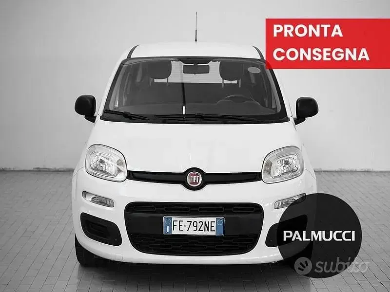 Usata Fiat Panda Easy 69 CV (50 kW) 2016 Bianco Utilitaria