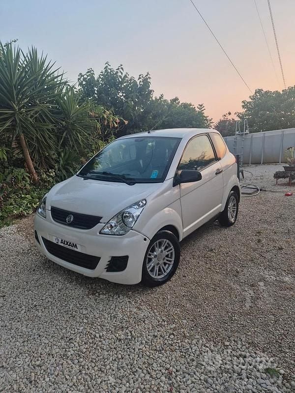 Bianco Usata 2013 Aixam City Coupé | 5500 € - Immagine 1/4