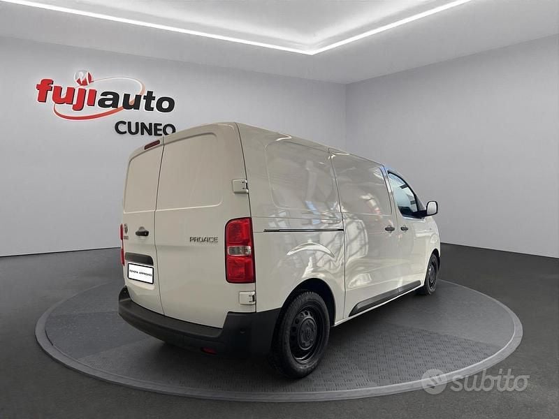 Usata Toyota Proace Comfort 120 CV (88 kW) 2022 Bianco Monovolume
