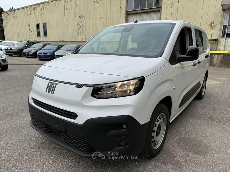 Bianco(met.) Nuova 2025 Fiat Doblò Monovolume | 21.990 € - Immagine 1/4