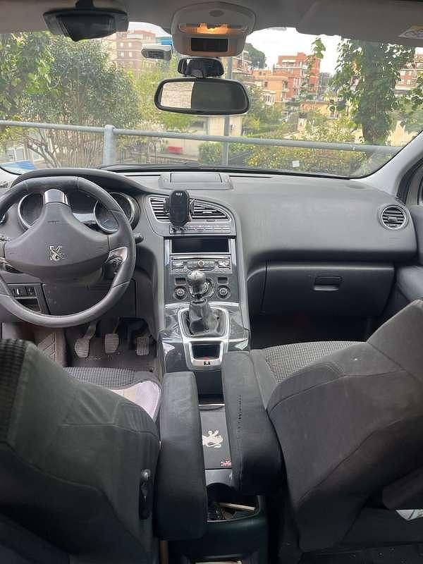 Usata Peugeot 5008 Active 114 CV (83 kW) 2014 Monovolume