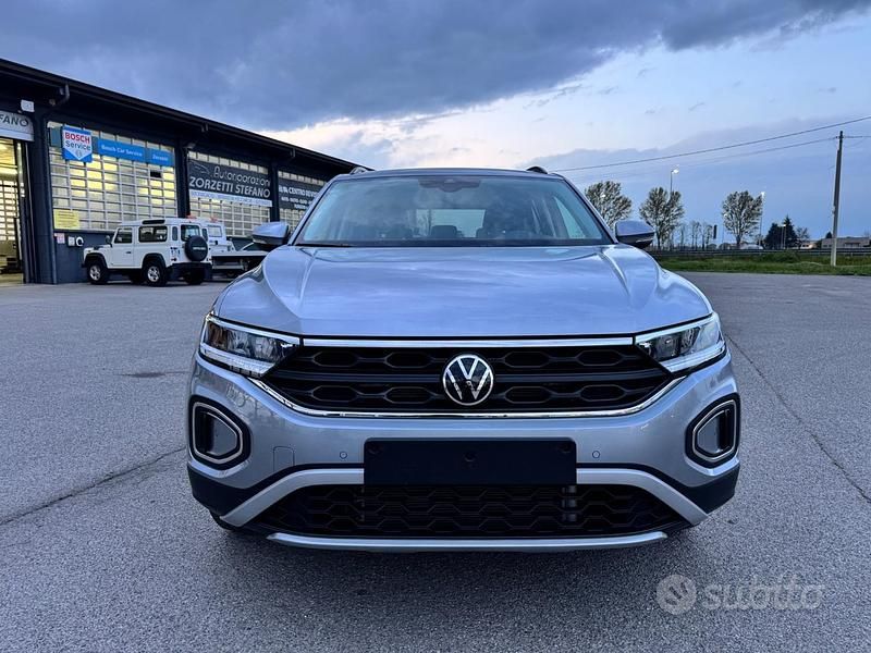 Usata VW T-Roc Edition 150 CV (110 kW) 2025 Grigio SUV
