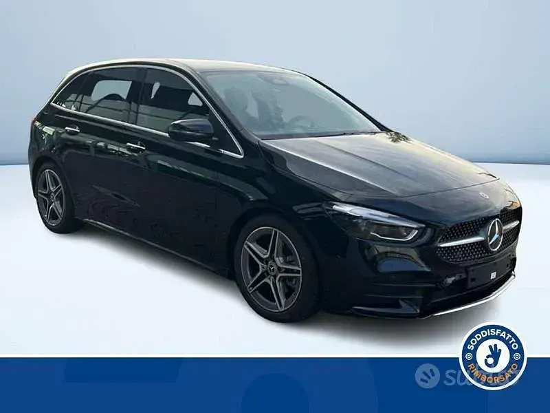 Nuova Mercedes B180 AMG 116 CV (85 kW) 2026 Nero Utilitaria