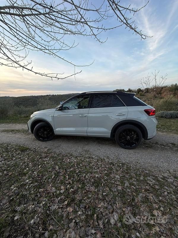 Usata VW T-Roc R-line 150 CV (110 kW) 2022 SUV