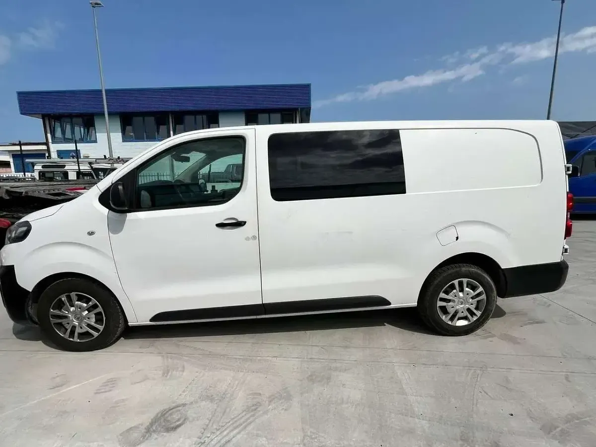 Usata Citroën Jumpy 122 CV (89 kW) 2021 Bianco Monovolume