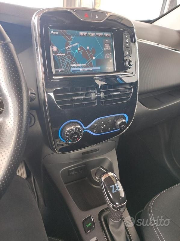 Usata Renault Zoe 52 kW (72 CV) 2019 Blu Utilitaria