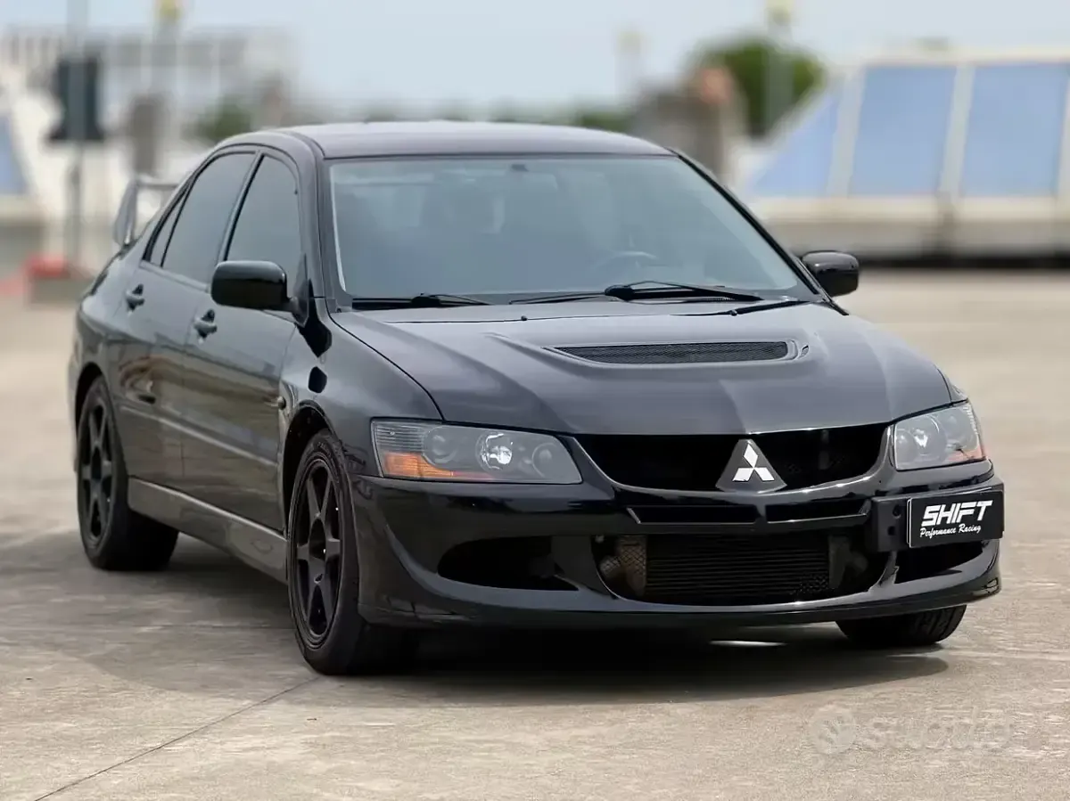 Usata Mitsubishi Lancer Evolution 265 CV (194 kW) 2005 Nero Berlina