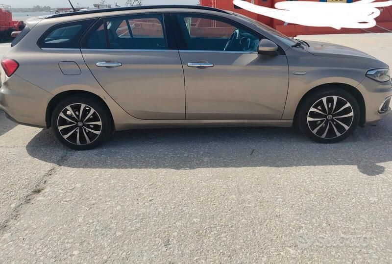 Usata Fiat Tipo 84 CV (61 kW) 2017 Station wagon