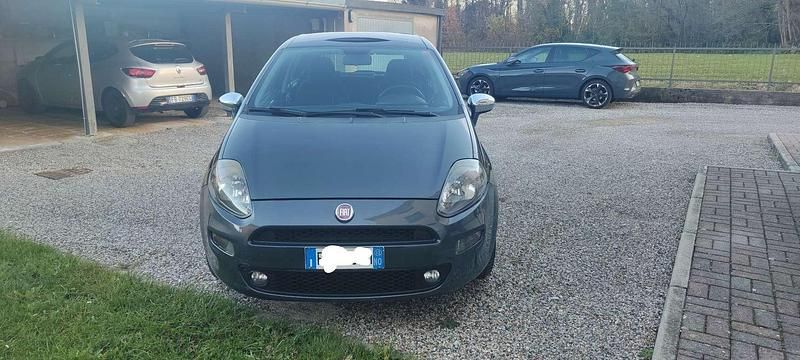 Usata Fiat Punto Evo Dynamic 77 CV (56 kW) 2012 Utilitaria