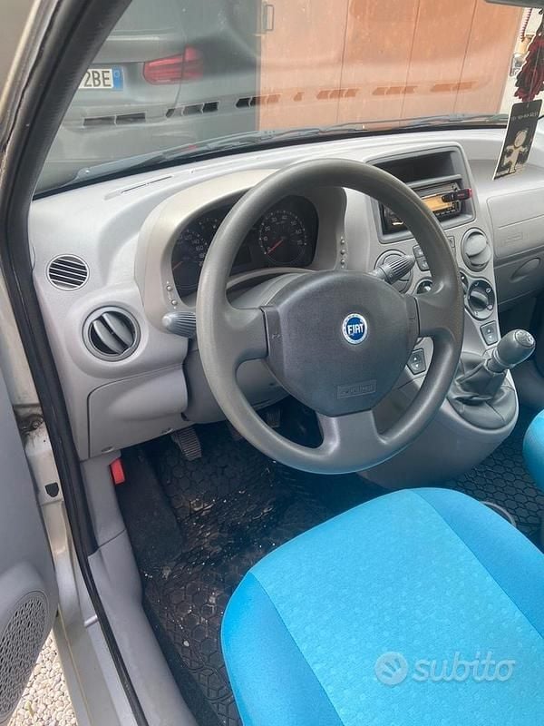 Usata Fiat Panda Dynamic 60 CV (44 kW) 2005 Grigio Utilitaria