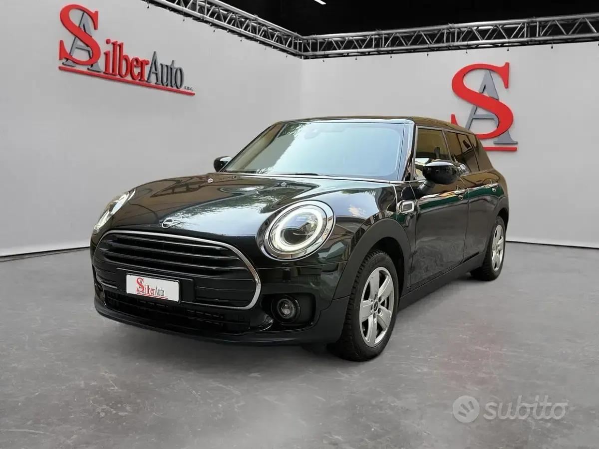 Usata Mini Cooper Clubman Essential 136 CV (100 kW) 2022 Nero Station wagon