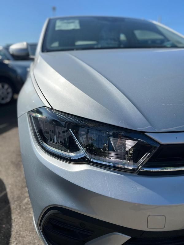 Usata VW Polo Style 90 CV (66 kW) 2022 Grigio Utilitaria