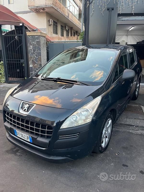 Usata Peugeot 3008 Outdoor 110 CV (80 kW) 2010 Blu Station wagon