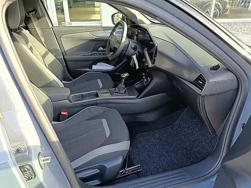 Nuova Opel Mokka 136 CV (100 kW) 2025 Grafik grey / tetto nero SUV