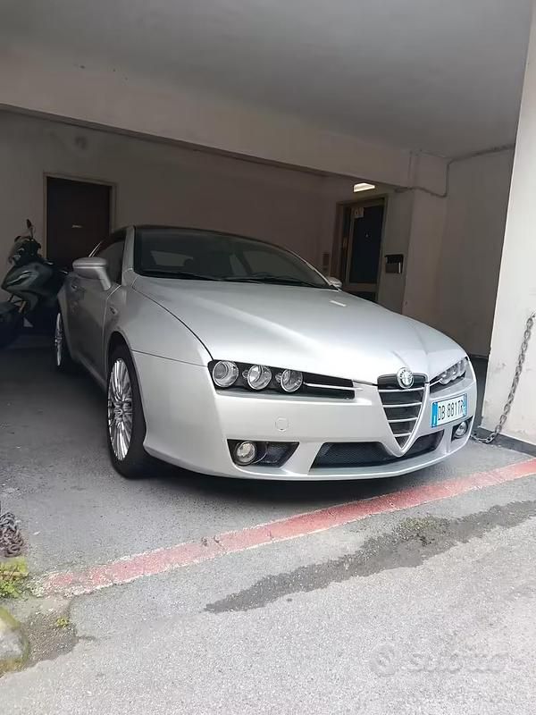 Usata Alfa Romeo Brera 185 CV (136 kW) 2006 Grigio Coupé